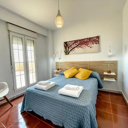 Luxury Front Line In Beach Apartment