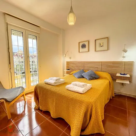 Luxury Front Line In Beach Apartment *