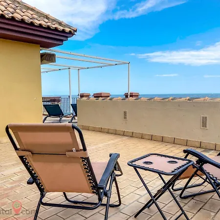Luxury Front Line In Beach *